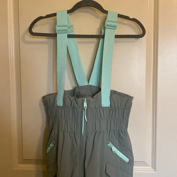 Free People Movement All Prepped Ski Bib - Greyed Olive - Picture 6 of 13